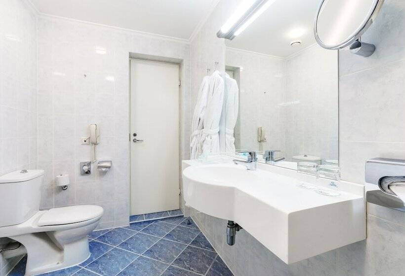 Suite Executiva, Rus
