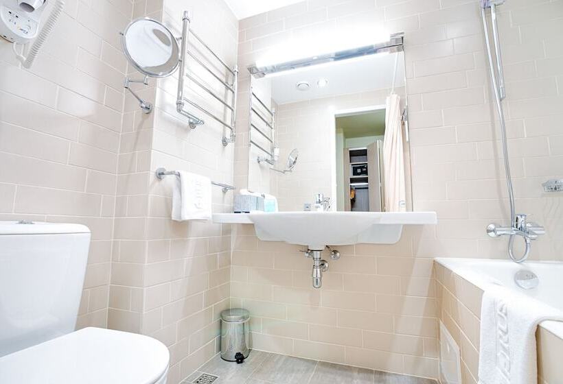 Habitació Comfort, Rus