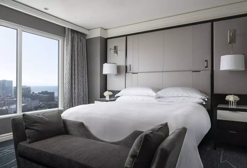クラブルーム, The Ritzcarlton, Cleveland