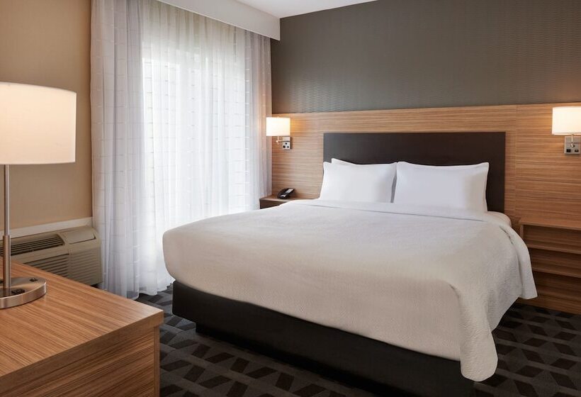 Люкс, Towneplace Suites By Marriott Toronto Oakville