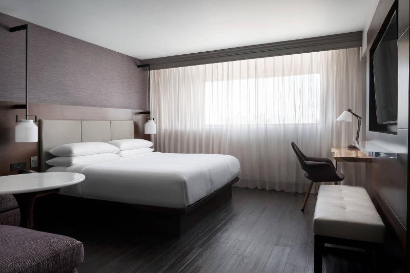 스탠다드 룸 킹사이즈 침대, Visalia Marriott At The Convention Center