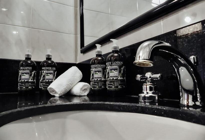 Номер Superior с Видом, Wyndham Garden Ushuaia Hotel Del Glaciar