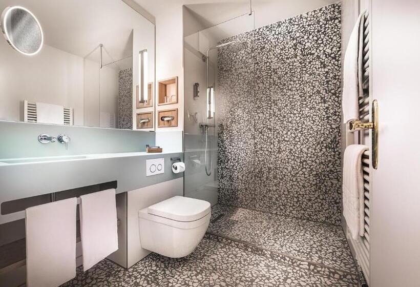 标准间, Steigenberger Hotel Treudelberg Hamburg