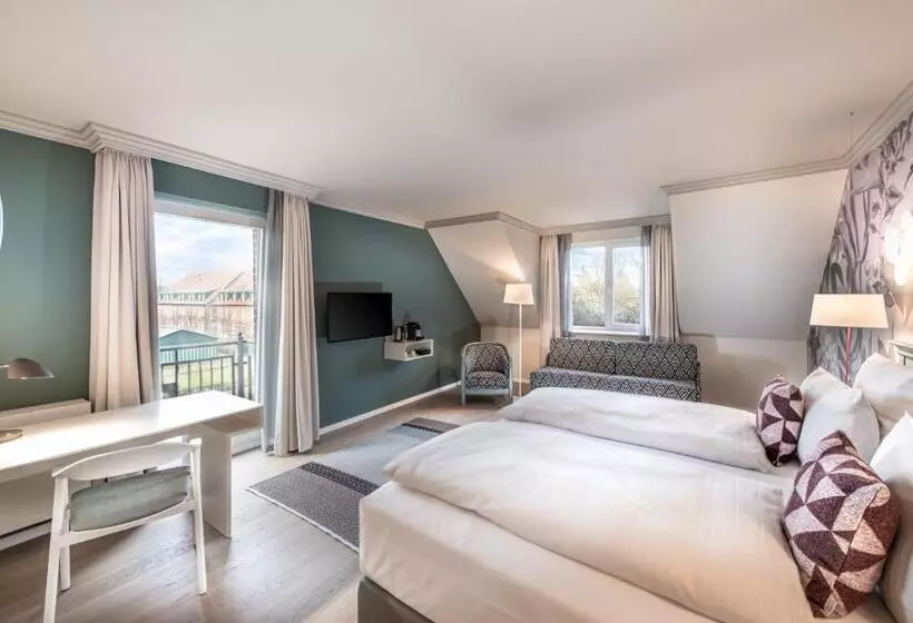 Standardzimmer, Steigenberger Hotel Treudelberg Hamburg