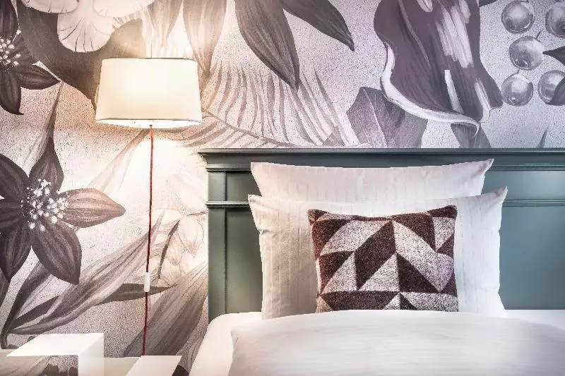 Standardzimmer, Steigenberger Hotel Treudelberg Hamburg