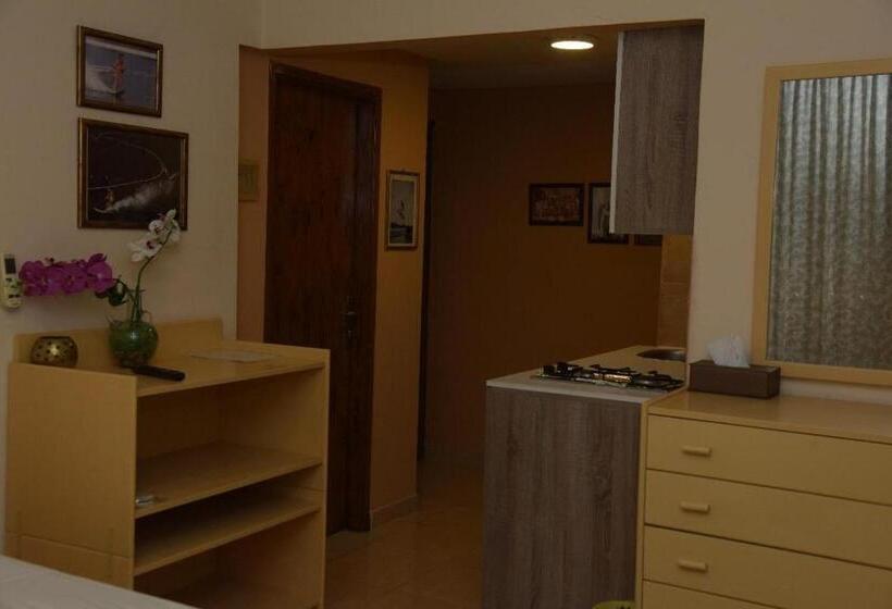 سوییت جونیور با چشم‌انداز دریا, Vanda Boutique Hotel & Spa By Rafahia