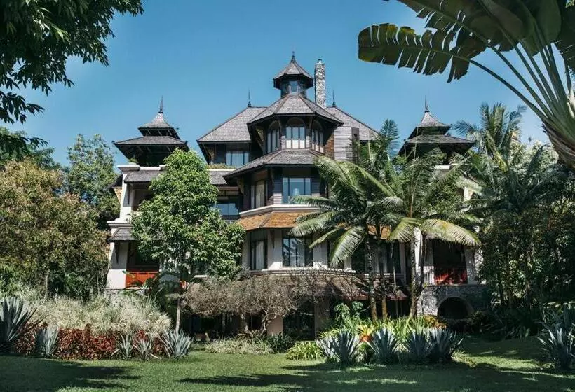 آپارتمان خانوادگی, Four Seasons Resort Chiang Mai