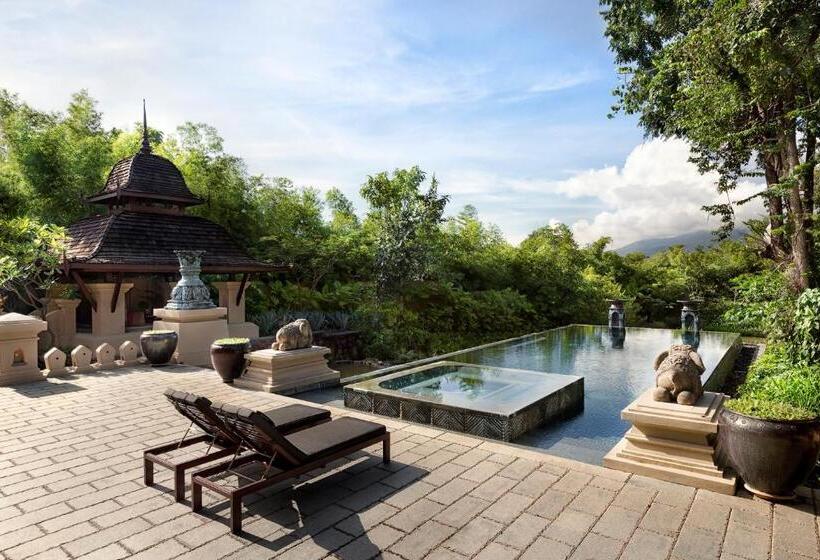 Вилла 3 Спальни с Бассейном, Four Seasons Resort Chiang Mai