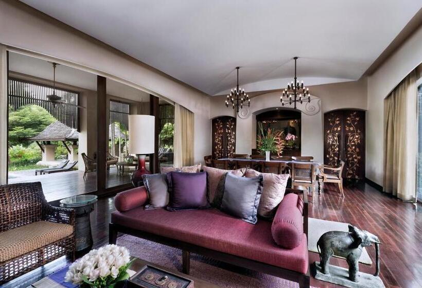 Вилла 3 Спальни с Бассейном, Four Seasons Resort Chiang Mai