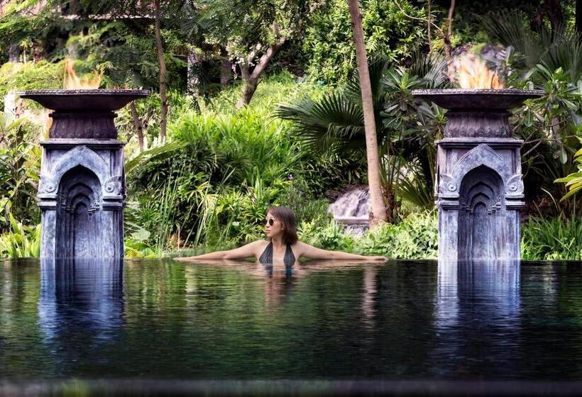 ویلای 4 خوابه, Four Seasons Resort Chiang Mai
