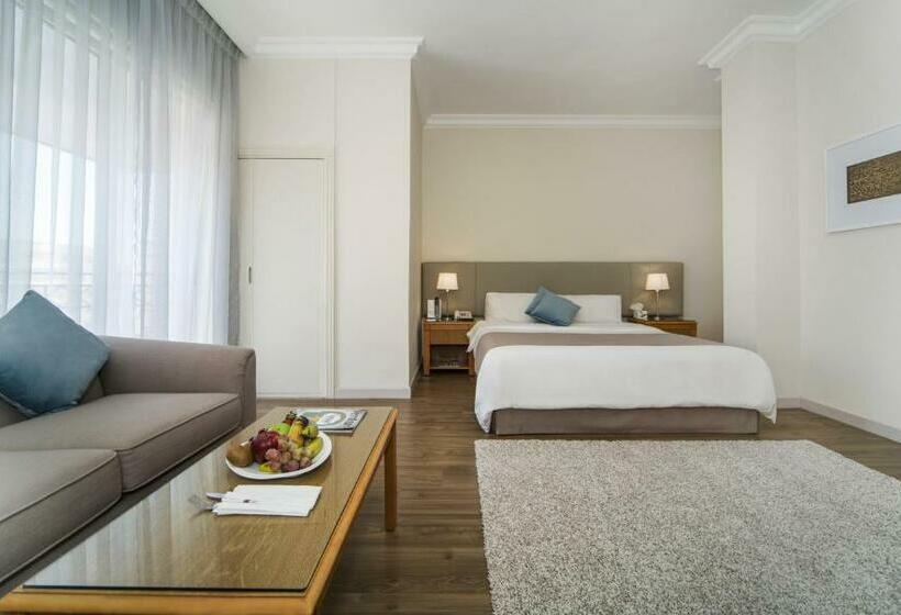 سوئیت با بالکن, Alqasr Metropole