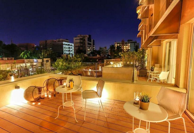 اتاق اجرایی, Alqasr Metropole