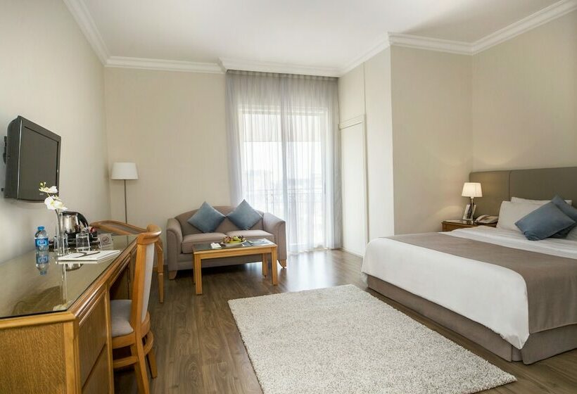 سوییت سوپریور, Alqasr Metropole