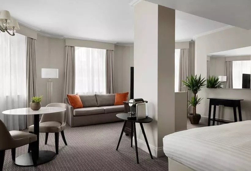 ジュニアスイート, Bristol Marriott Royal