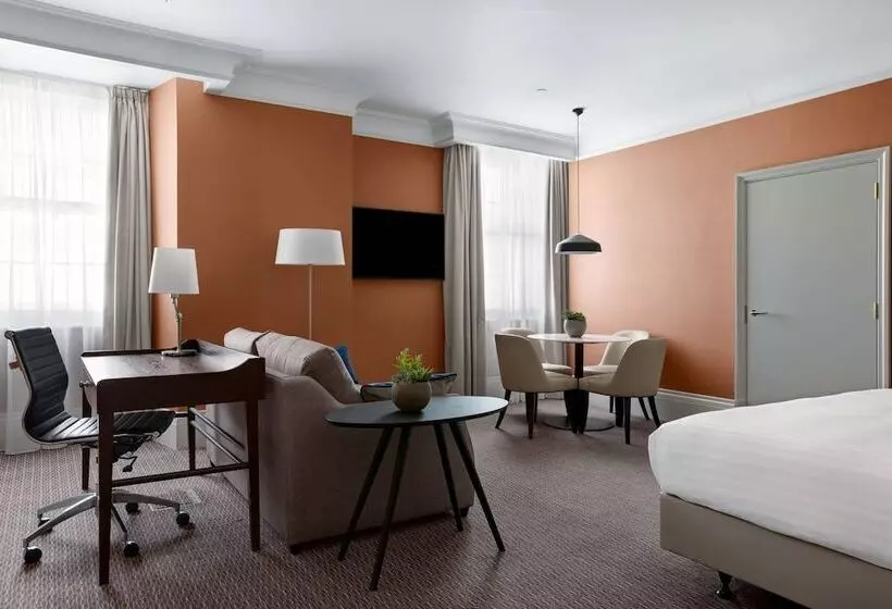 ロイヤルアパートメントの2ベッドルーム, Bristol Marriott Royal