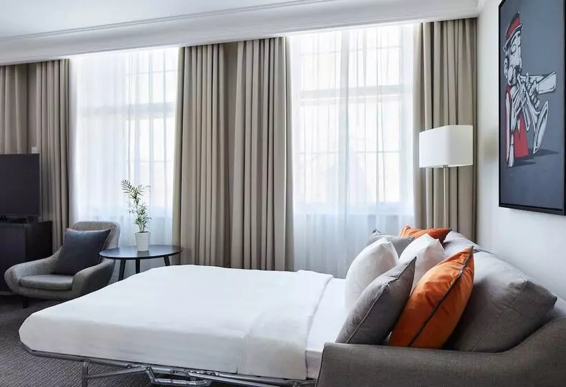 ロイヤルアパートメントの2ベッドルーム, Bristol Marriott Royal