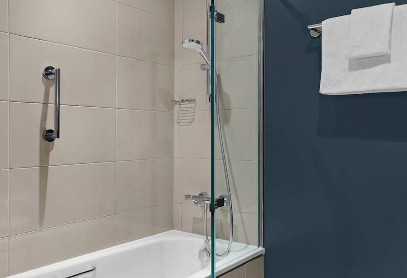 디럭스 룸, Bristol Marriott Royal