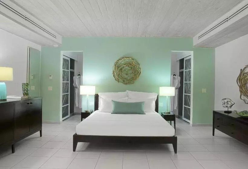 سوییت, Carlisle Bay