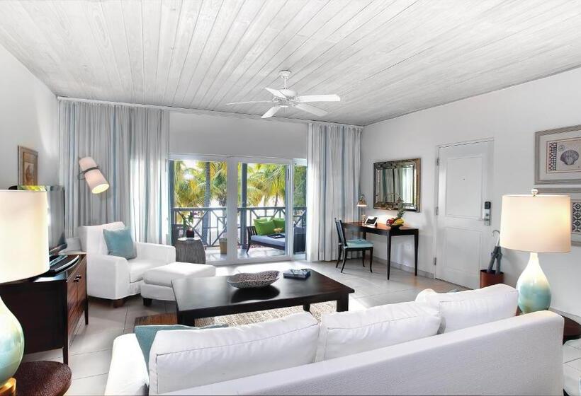سوییت, Carlisle Bay