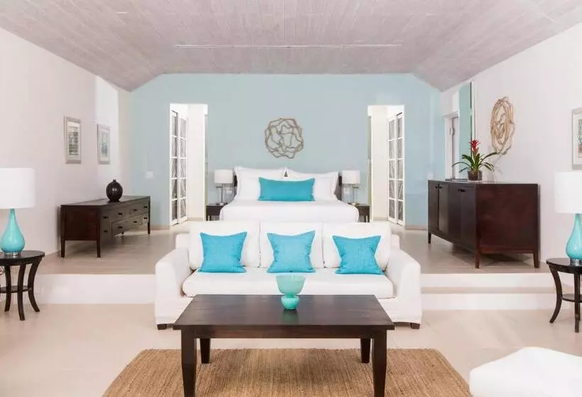 سوییت, Carlisle Bay