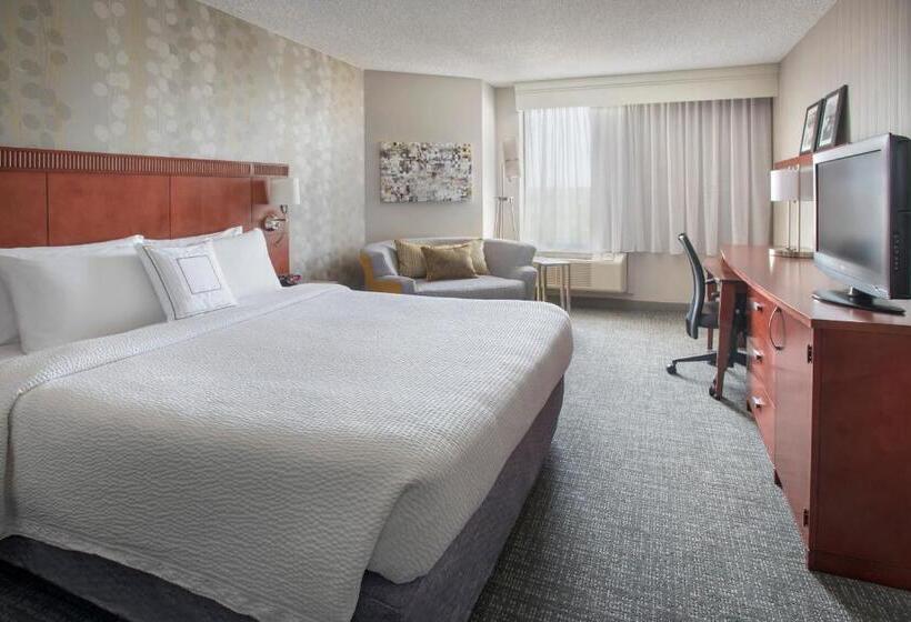 غرفة ديلوكس لذوى الاحتياجات الخاصة, Courtyard Wilmington Downtown