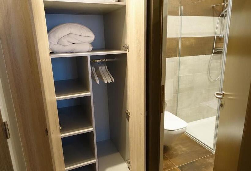 디럭스 룸, Du Parc Ath