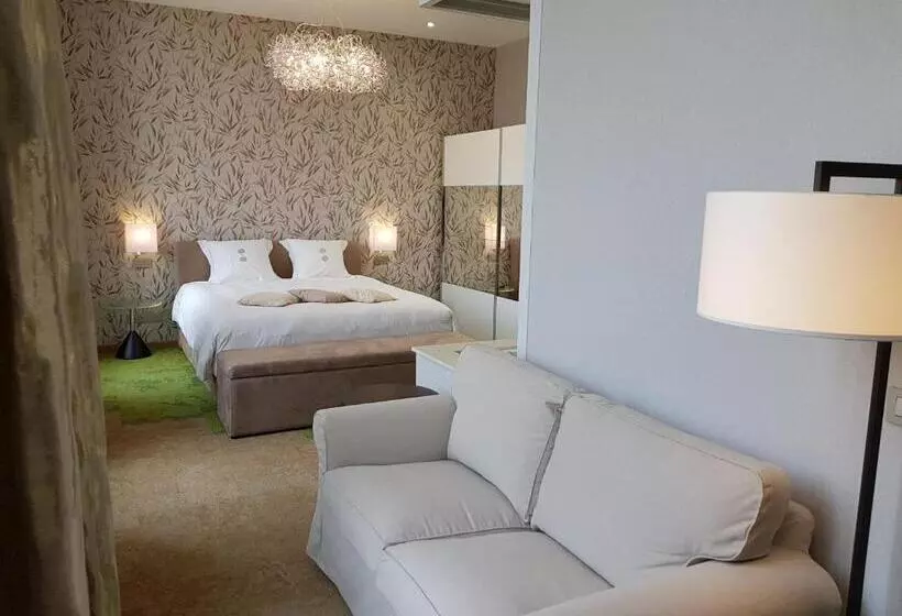 Suite Deluxe, Du Parc Ath