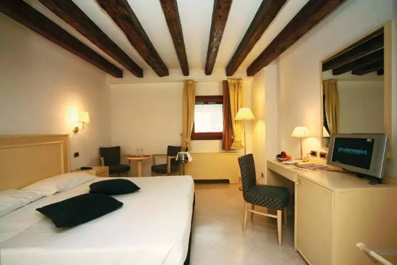 ジュニアスイート, H+ Hotel Hannover