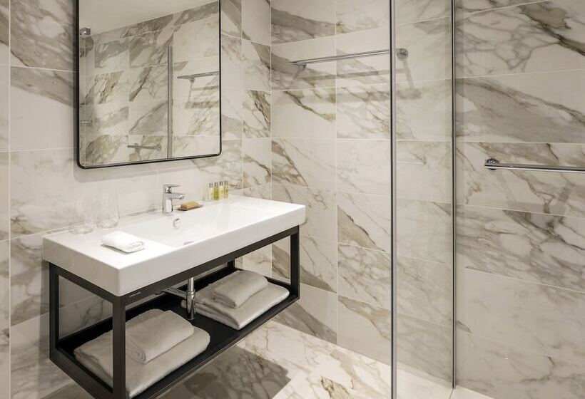 اتاق استاندارد, Hilton Brussels Grand Place