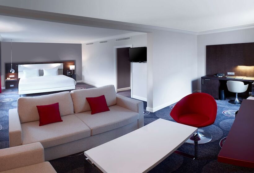 اتاق خانوادگی, Hilton Brussels Grand Place