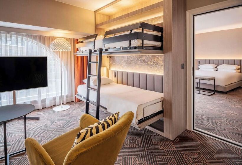 اتاق خانوادگی, Hilton Brussels Grand Place