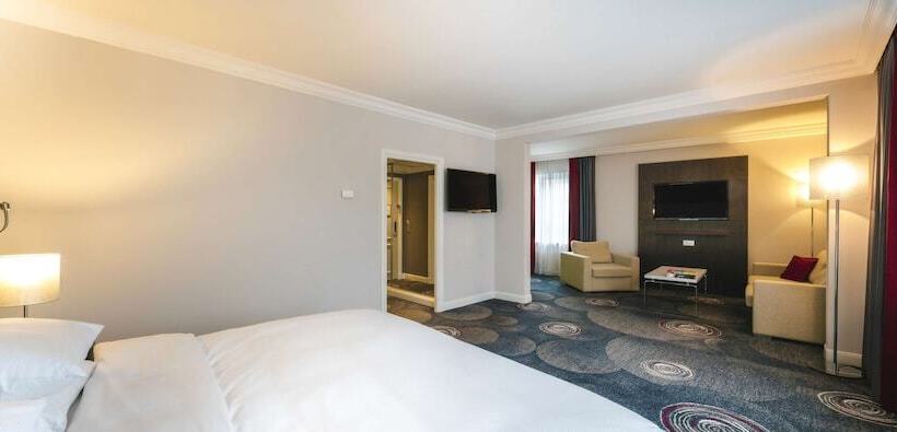 اتاق خانوادگی, Hilton Brussels Grand Place