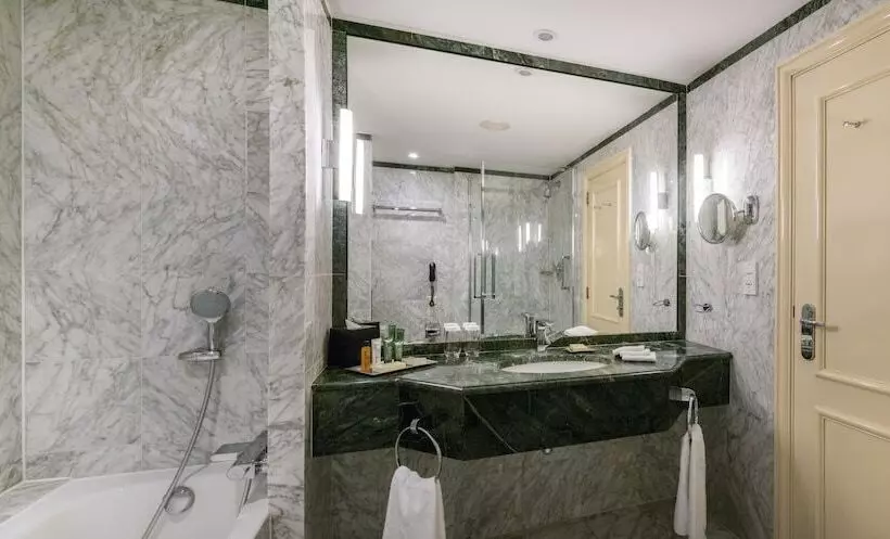 اتاق اجرایی, Hilton Brussels Grand Place