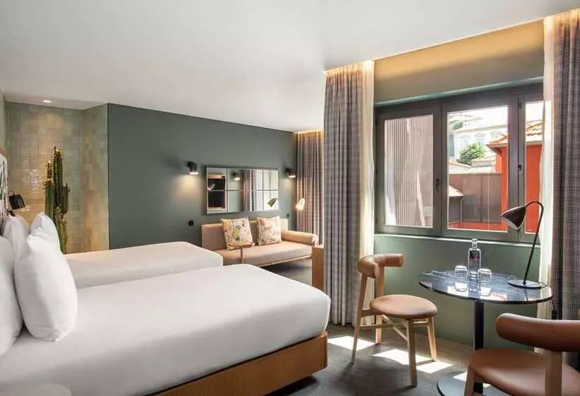 سوییت جونیور, Hilton Brussels Grand Place