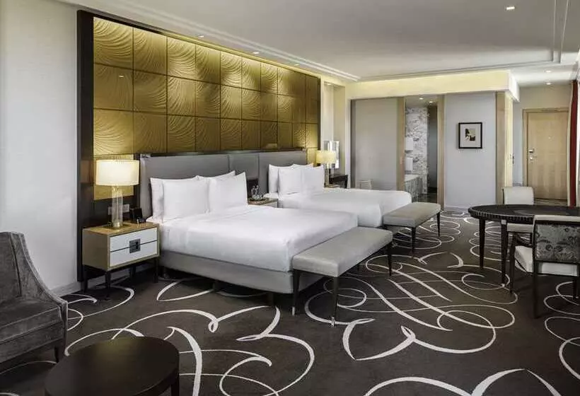 سوییت جونیور, Hilton Brussels Grand Place