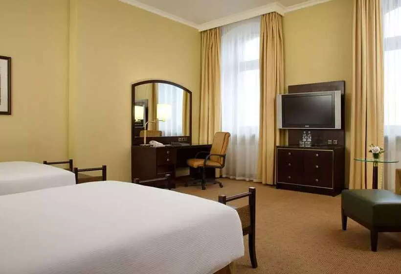 سوییت جونیور, Hilton Brussels Grand Place
