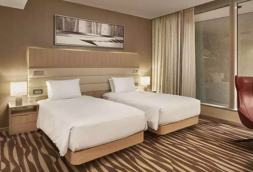 سوییت جونیور, Hilton Brussels Grand Place