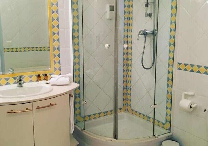 スタンダードルーム, Hôtel Jas Neuf