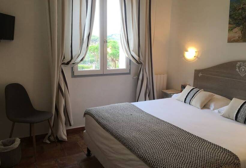 スタンダードルーム, Hôtel Jas Neuf