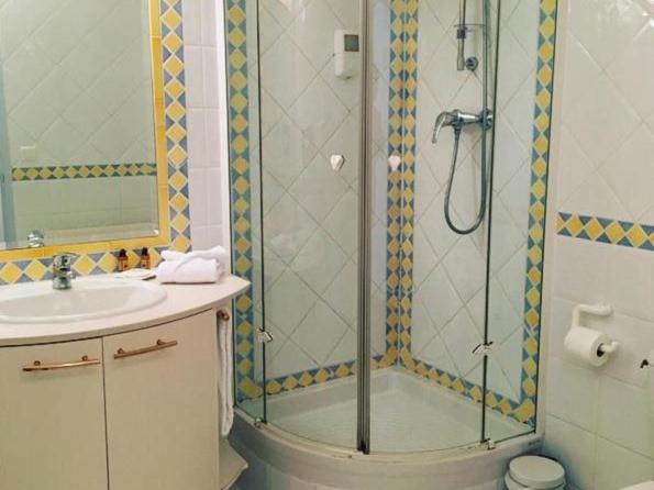 Номер Стандарт, Hôtel Jas Neuf