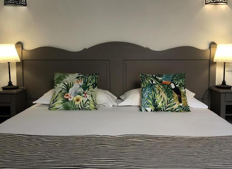 スタンダードルーム, Hôtel Jas Neuf