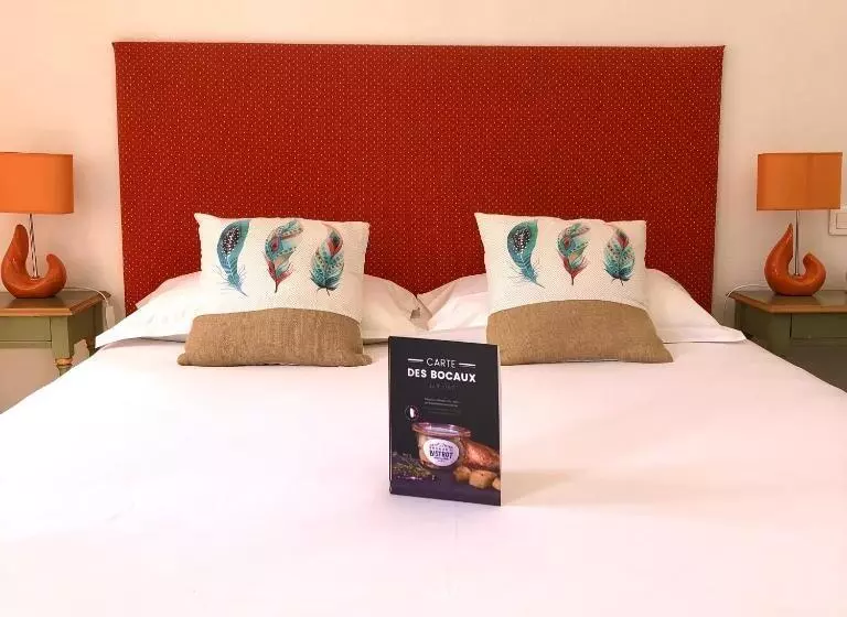 プールビュースタンダードルーム, Hôtel Jas Neuf