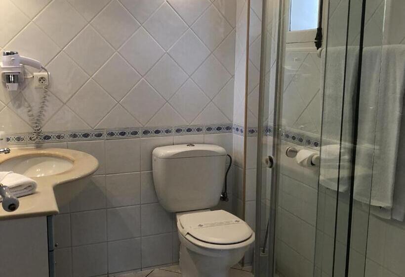 スーペリアファミリールーム, Hôtel Jas Neuf