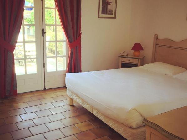 スーペリアファミリールーム, Hôtel Jas Neuf