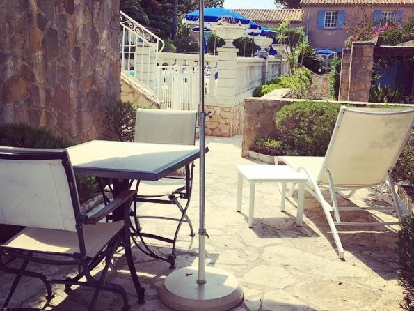 プールビュースタンダードルーム, Hôtel Jas Neuf