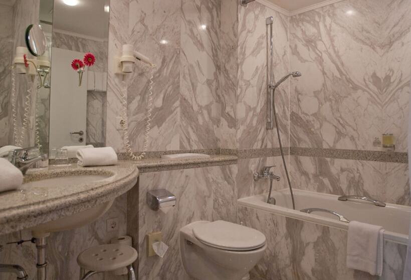 舒适型房间, Sorat Insel Hotel Regensburg