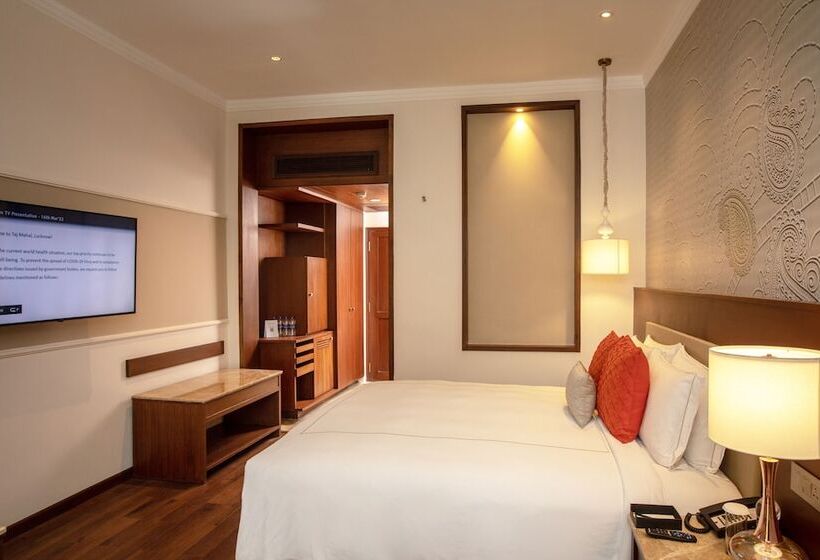 חדר סופריור נוף לגינה, Taj Mahal, Lucknow