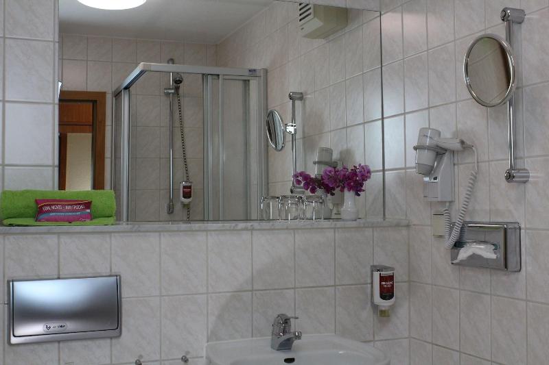 Номер Стандарт Индивидуальный, Weisser Schwan