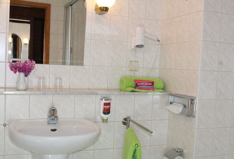 Номер Стандарт, Weisser Schwan