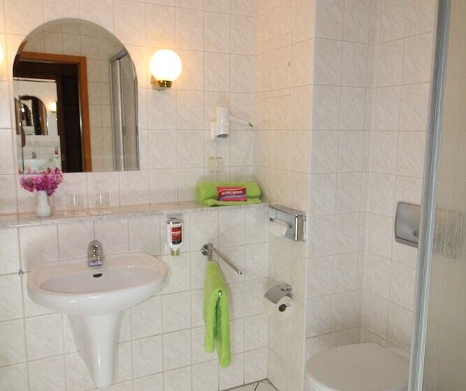 Номер Стандарт, Weisser Schwan